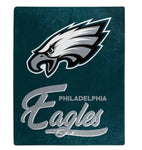 Philadelphia Eagles 50” x 60” Royal Plush Signature Throw Blanket