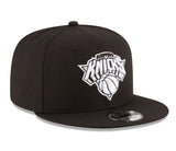 New York Knicks New Era 9FIFTY Black/White Adjustable Snapback Hat