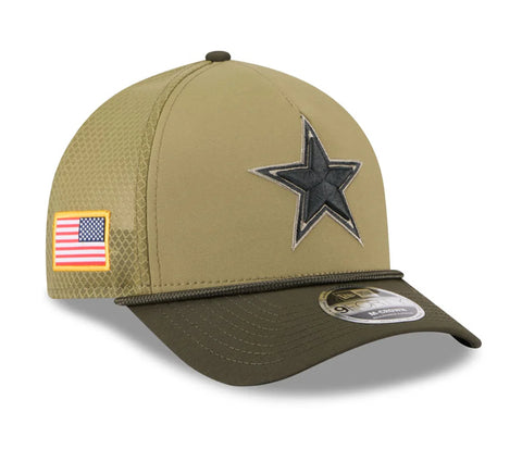 Dallas Cowboys 2025 New Era 9FORTY Salute to Service Sideline SnapBack Hat