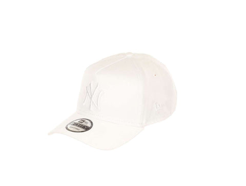 New York Yankees White 9FORTY New Era “A-Frame” Adjustable SnapBack