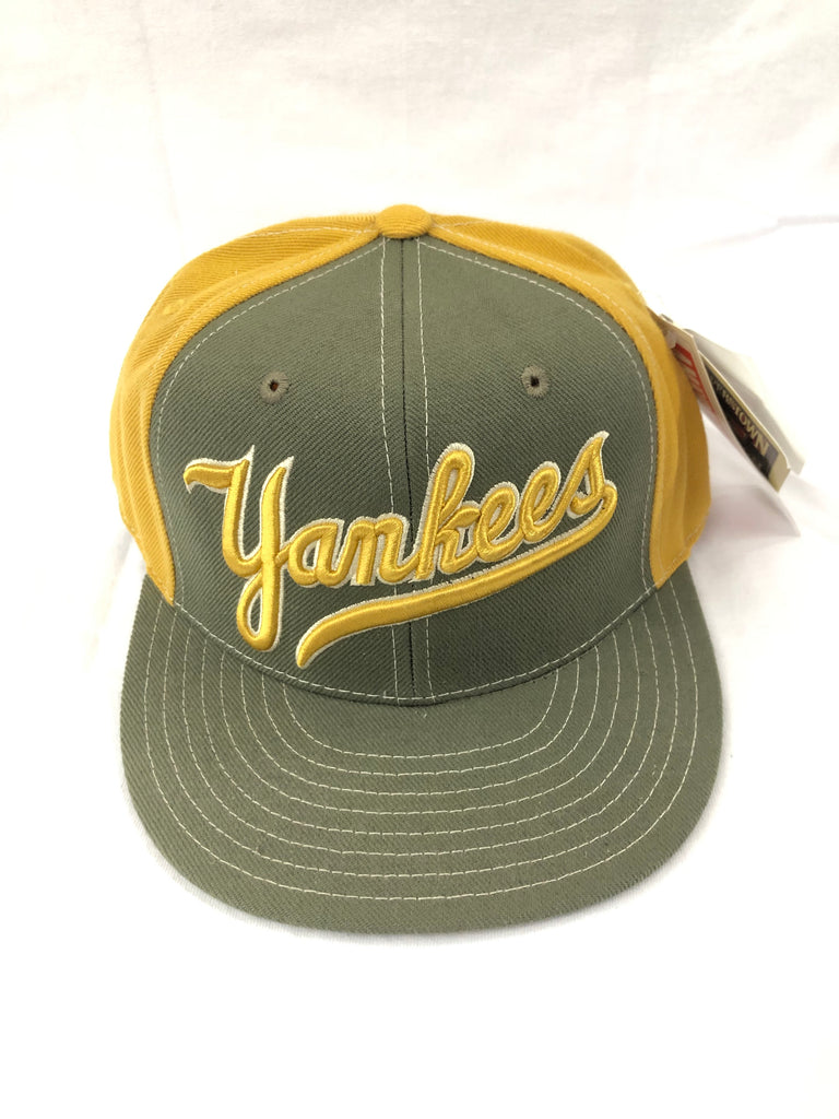 gold yankees hat