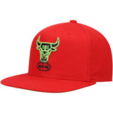 Chicago Bulls Mitchell & Ness Neon SnapBack